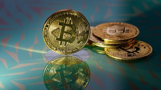 Crypto Punditはビットコインの価格を260,000ドルで主張しますが、この無効なレベルは集会を脅かします

