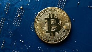 ビットコイン価格はレンジ内で止まっている—次に何が起こるのか？