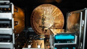 ビットコイン価格予測：強気派が9万ドルを目標とする中、ビットコインは重要な7万5千ドルの領域を保持