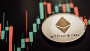 イーサリアムの崩壊が深まる：ETHは重要な1,930ドルのライフラインを維持できるか？