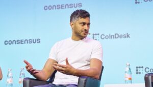 Kraken が Bitcoin Vault を発表、BTC 保有者の利回り押し上げを拡大