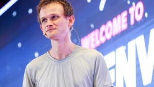 イーサリアムのヴィタリック・ブテリン氏は、DeFiが市場暴落に対処する方法を再考している