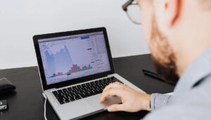 AaveがV4預金に関する最新情報を共有 — これがDeFi需要に何を意味するか