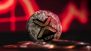 XRP、2024年11月以来初めて1ドルを下回る