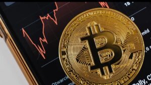 ビットコインに1.8兆ドルのパニックが起きるのか？有名CEOが特定のレベルを挙げ、人々に備えを促す