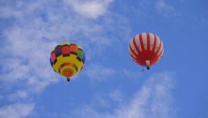 ビットコイントレーダーらは8万2000ドルを超える価格急騰に290万ドルを賭ける
