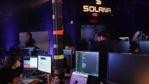 新しい Solana の投票により、毎日の SOL バーンが 800,000 ドルに増加し、新しいトークンの作成が遅くなる可能性があります