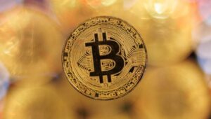 ビットコイン価格予測：ビットコインは年末までに10万ドルを取り戻せるか？