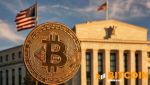FRBが分割投票で金利を据え置く中、ビットコイン価格は81,500ドルを超えて取引