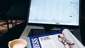 SquiggleDAO、分散型コミュニティを通じてNFTを買収